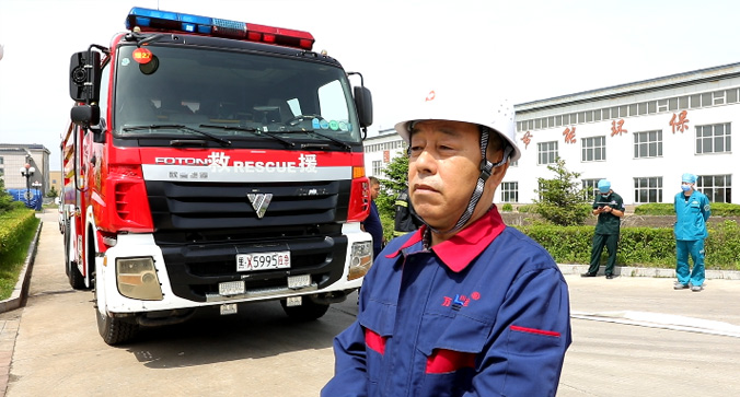 海倫市利民萬佳鍋爐開展政企聯(lián)動安全生產應急演練活動